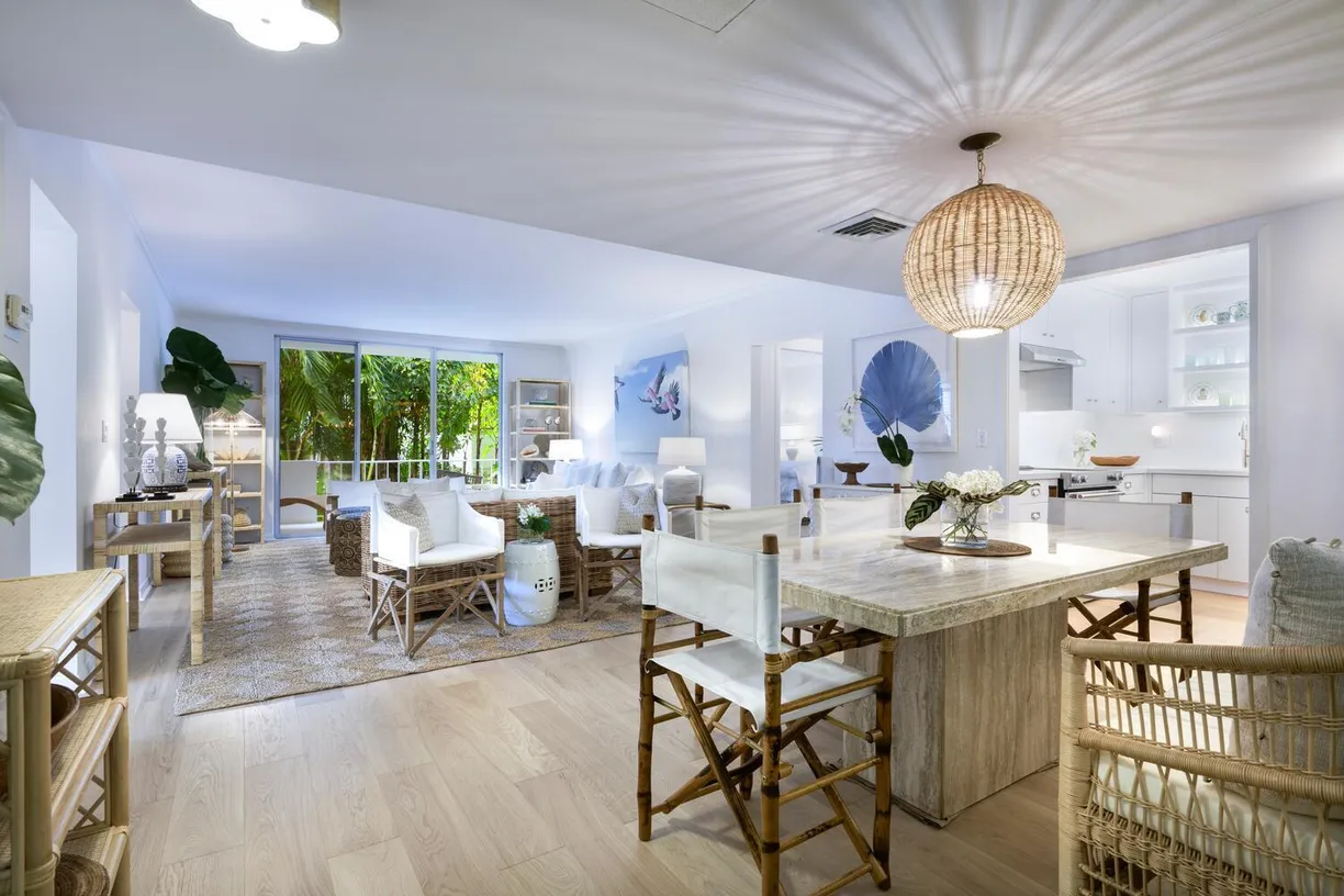 South Florida Real Estate | View 226 Brazilian 0040 Avenue, 2b | Listing