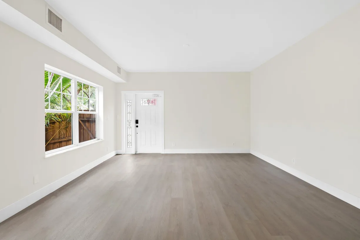 South Florida Real Estate | View 645 NW 2 Avenue | Listing