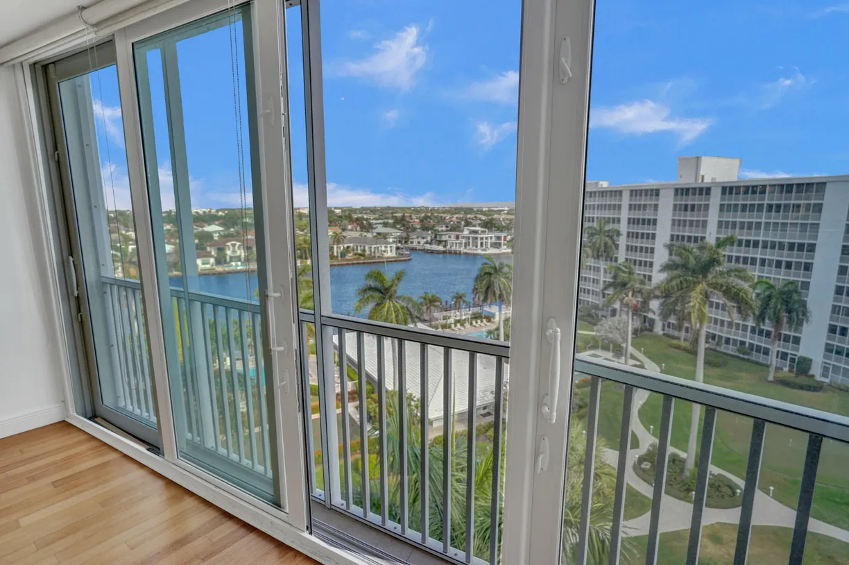 South Florida Real Estate | View 3300 S Ocean Boulevard, 918c | 2 Beds, 2 Baths