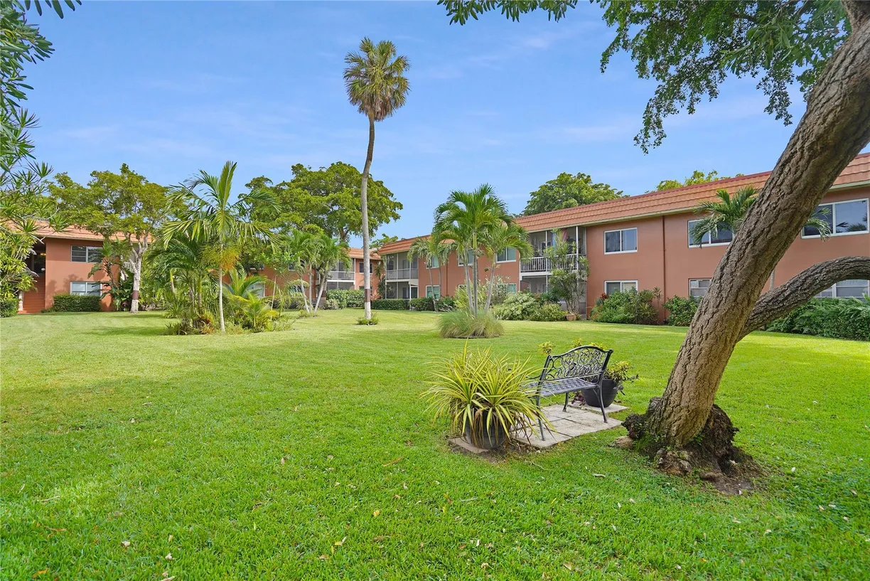 South Florida Real Estate | View 136 NE 19th Court, 112f | 1 Bed, 1 Bath