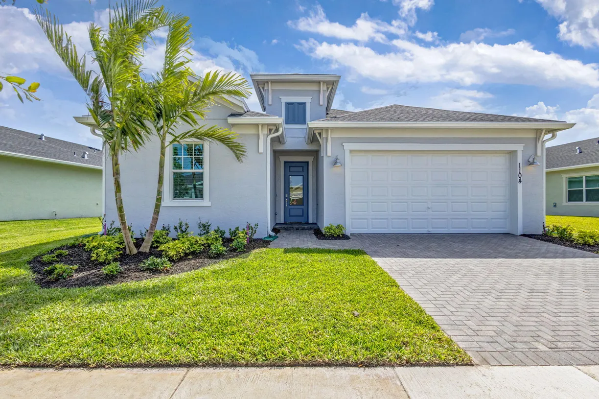 South Florida Real Estate | View 1104 SE Crosswood Way | 3 Beds, 3 Baths