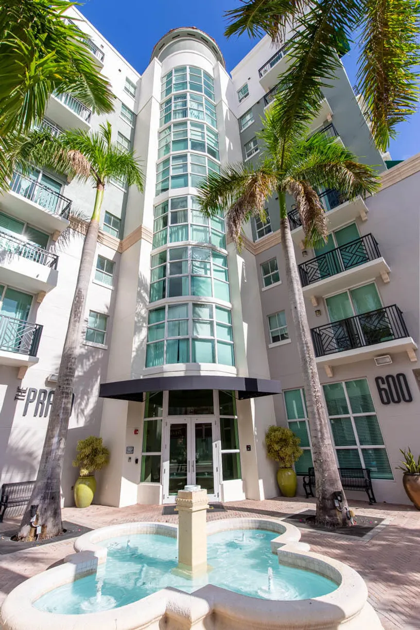South Florida Real Estate | View 600 S Dixie Hwy 520 Highway, 520 | 2 Beds, 2 Baths