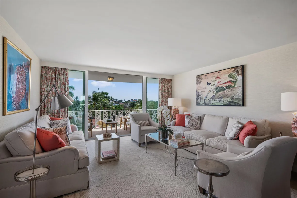 South Florida Real Estate | View 227 Australian Avenue, 4c | 2 Beds, 2 Baths