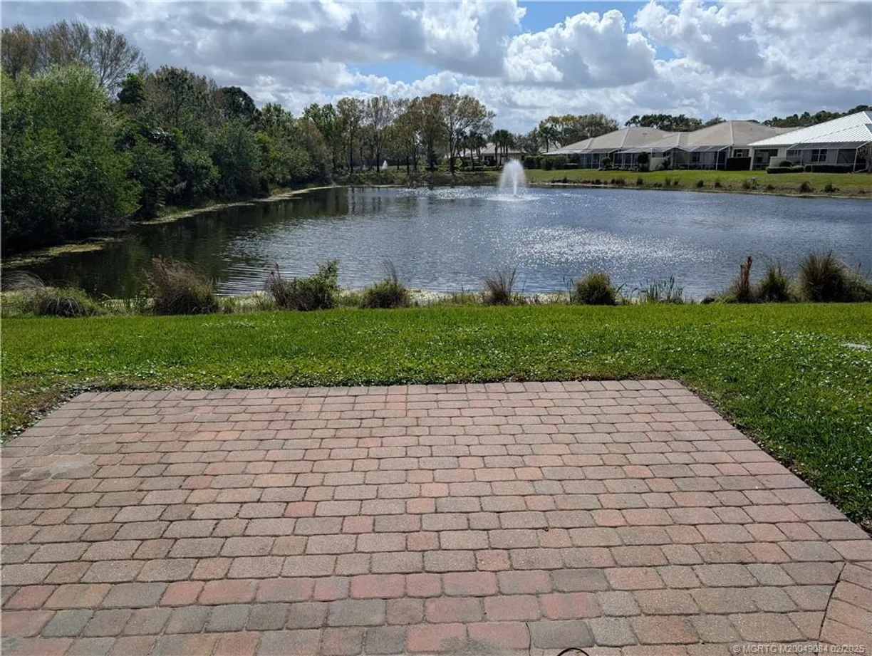 South Florida Real Estate | View 1594 SE Tidewater Place | 3 Beds, 2 Baths