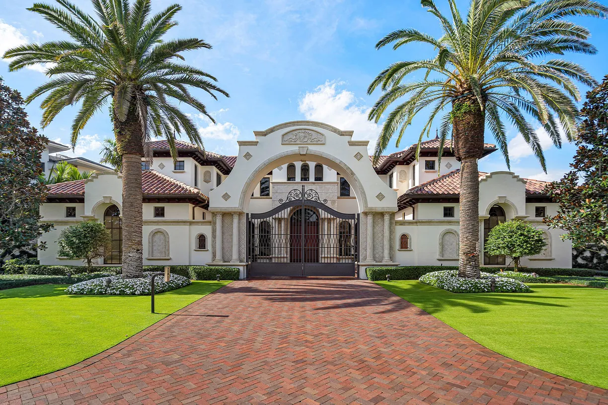 South Florida Real Estate | View 2055 Royal Palm Way | 5 Beds, 6 Baths