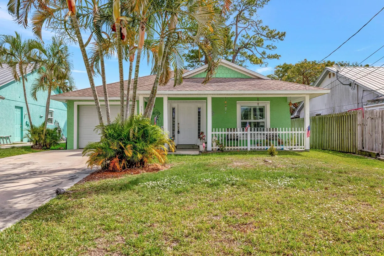 South Florida Real Estate | View 5345 SE Horizon Avenue | Listing