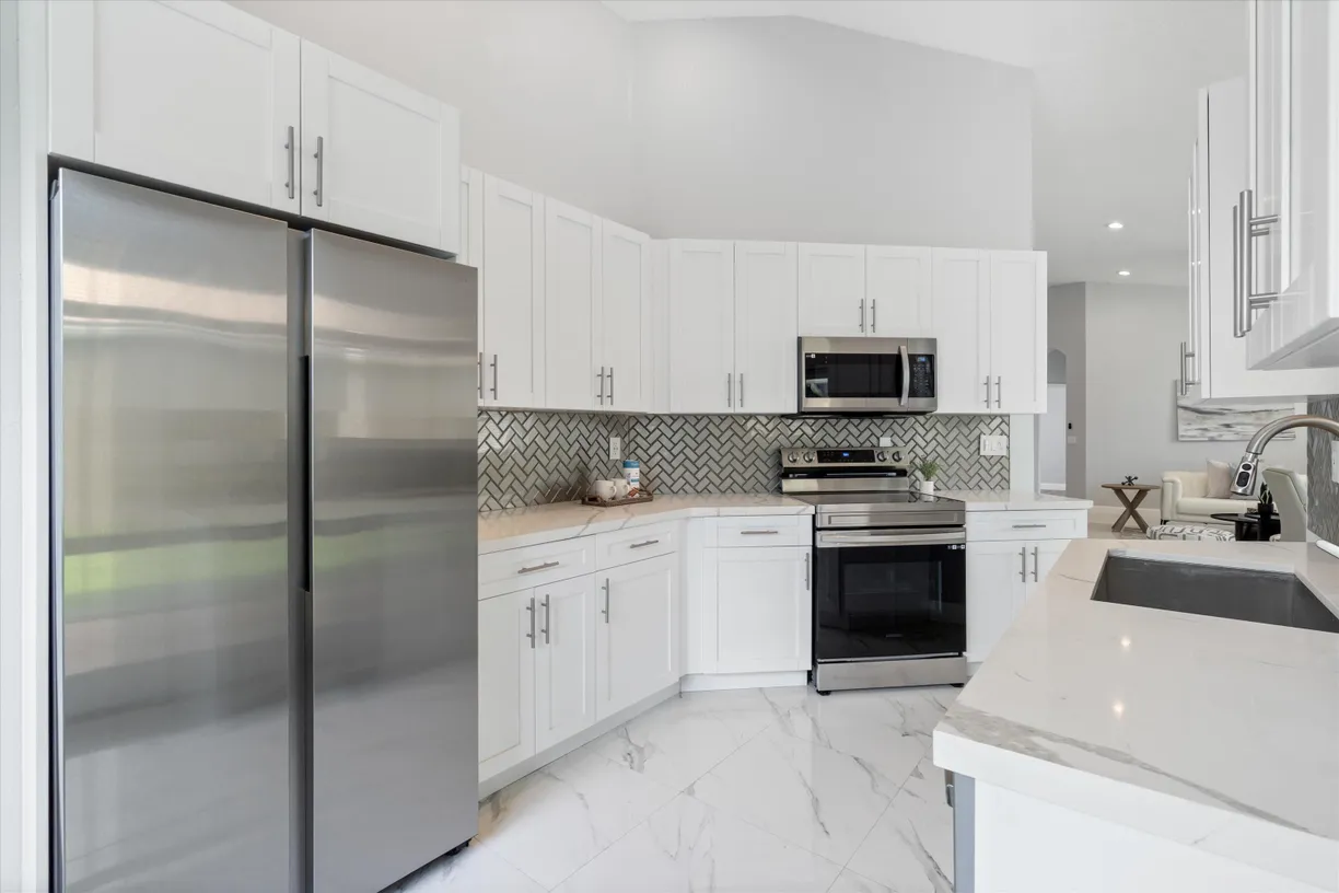 South Florida Real Estate | View 6615 Via Roma | 3 Beds, 2 Baths