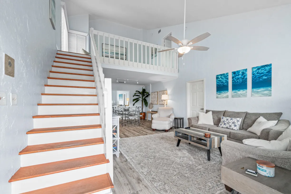 South Florida Real Estate | View 470 N Bella Vista Court | Listing