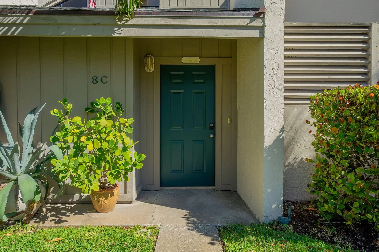 South Florida Real Estate | View 1605 S Us Highway 1, 8c | Listing