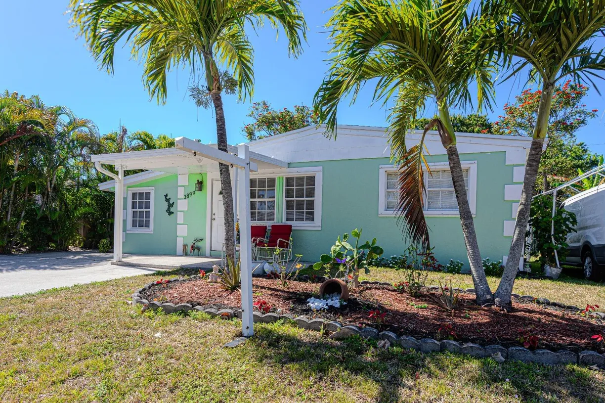 South Florida Real Estate | View 3899 Tuskegee Drive | Listing