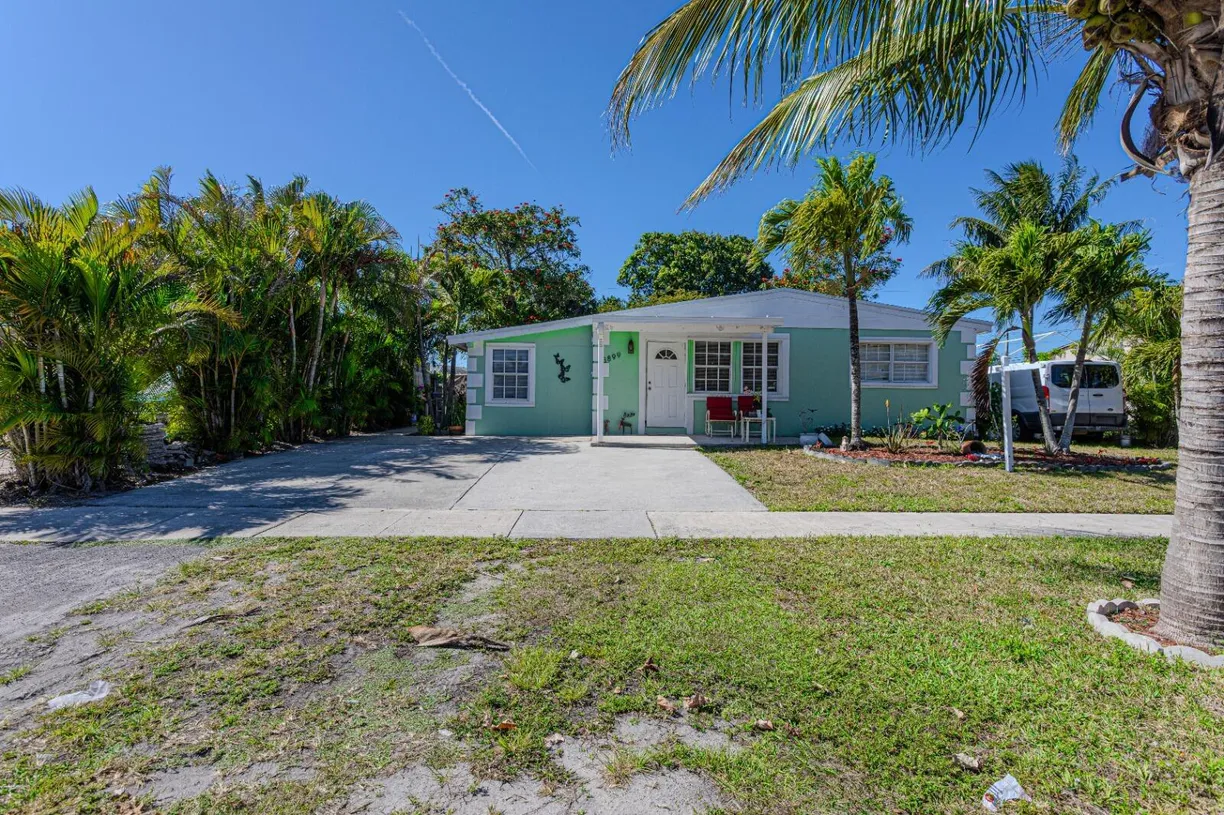 South Florida Real Estate | View 3899 Tuskegee Drive | Listing