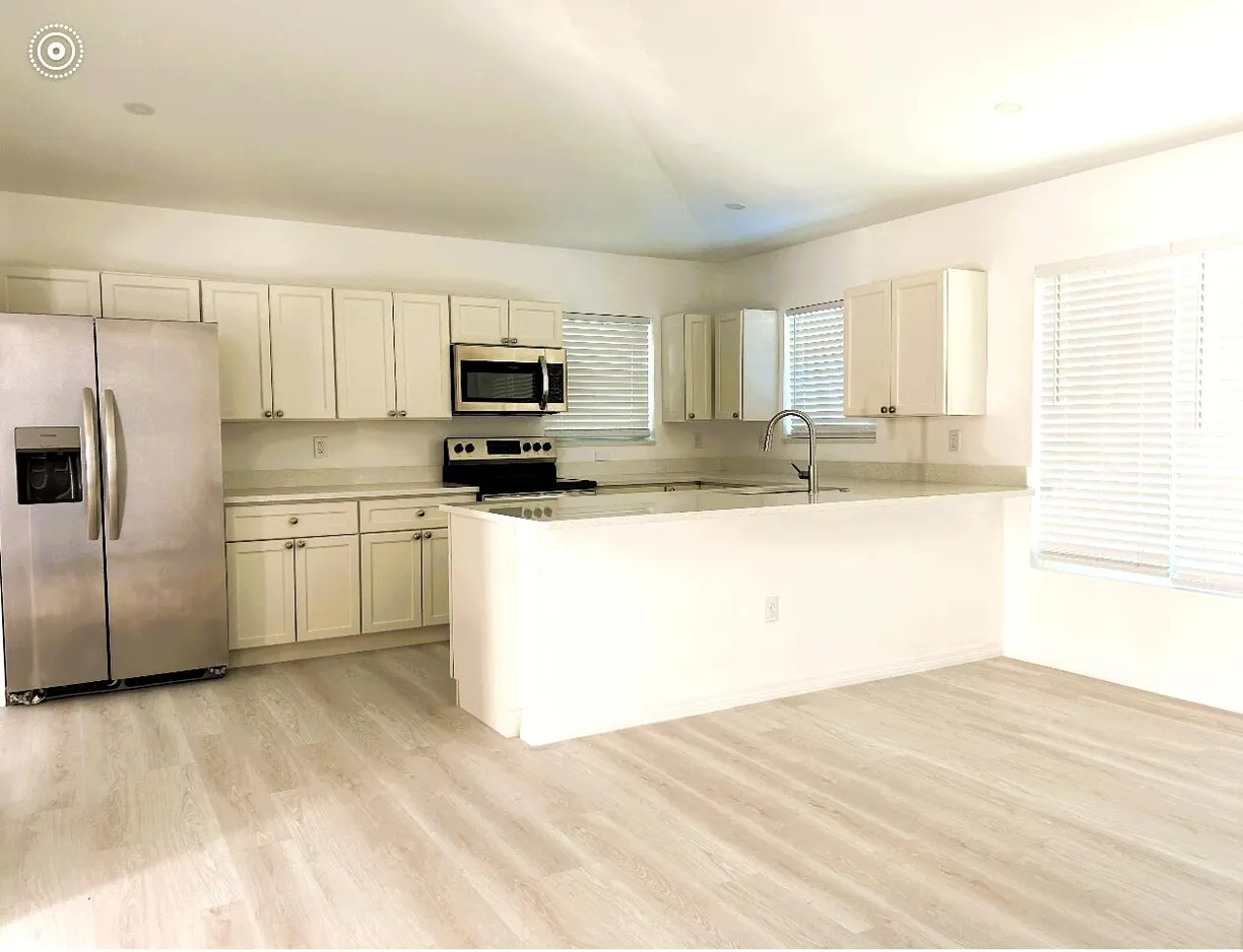 South Florida Real Estate | View 121 S Lake Drive, B | Listing