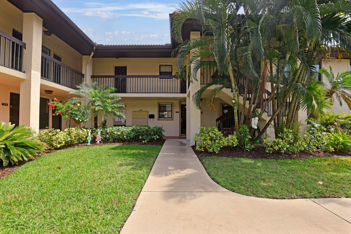 South Florida Real Estate | View 771 SW South River Drive, 102 | 2 Beds, 2 Baths