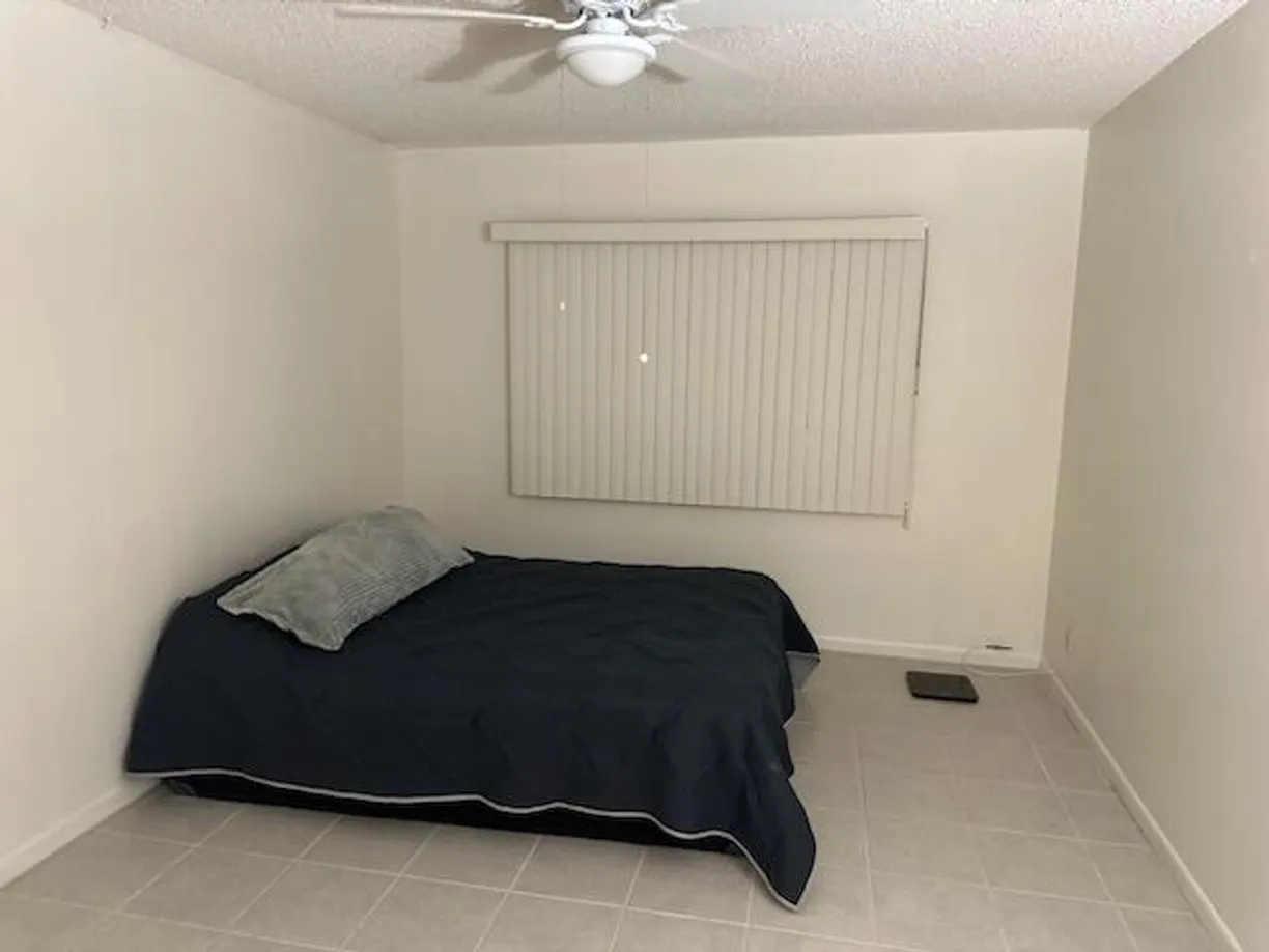 South Florida Real Estate | View 1117 Lake Terrace, 105 | Listing