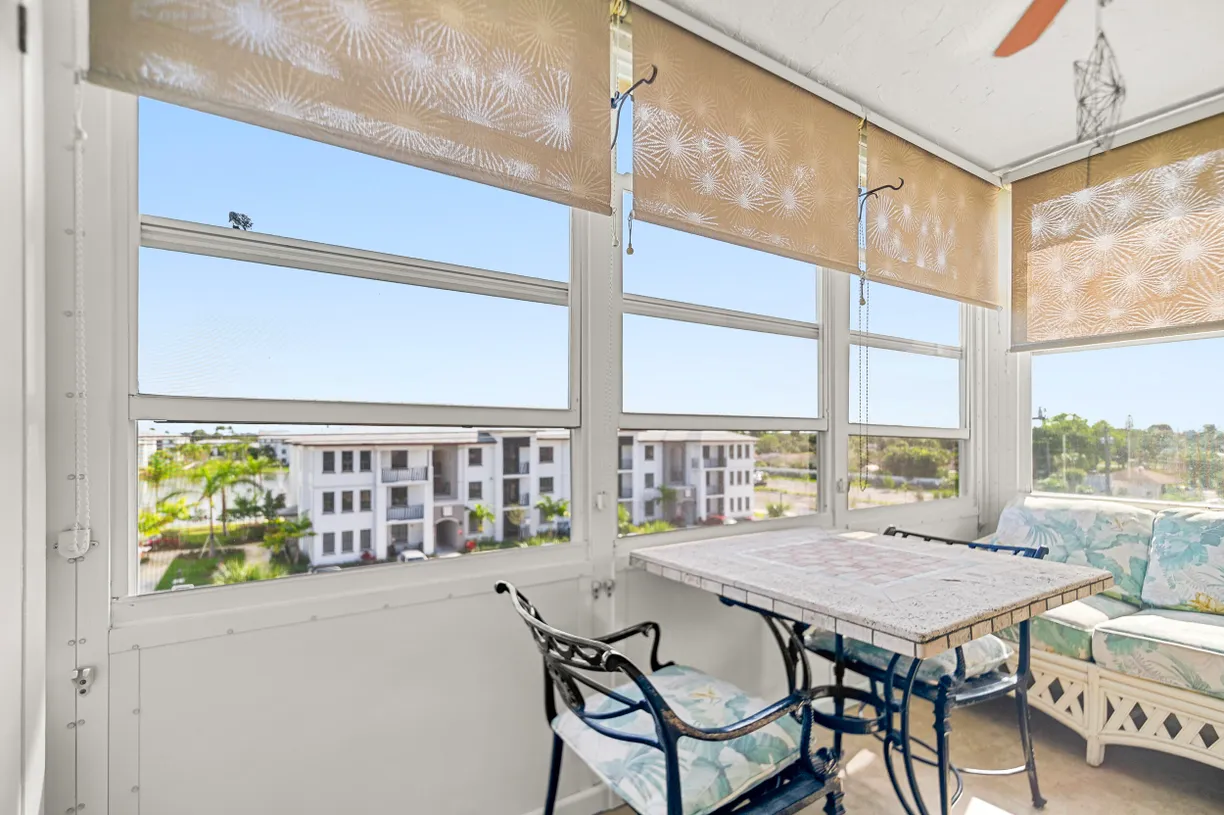 South Florida Real Estate | View 711 Lori Drive, 412 | 1 Bed, 1 Bath