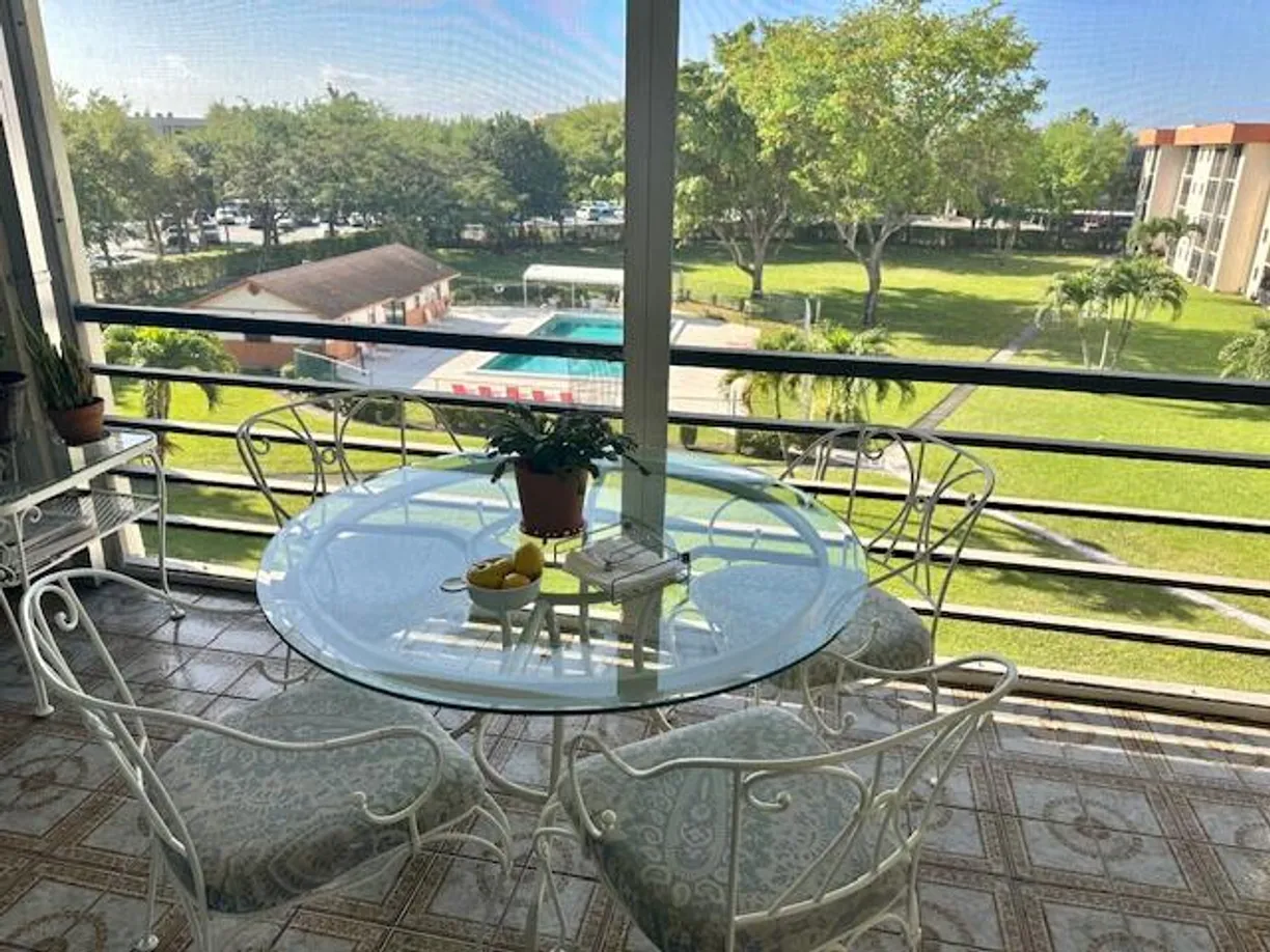 South Florida Real Estate | View 5981 Via Vermilya, 405-A | 2 Beds, 2 Baths
