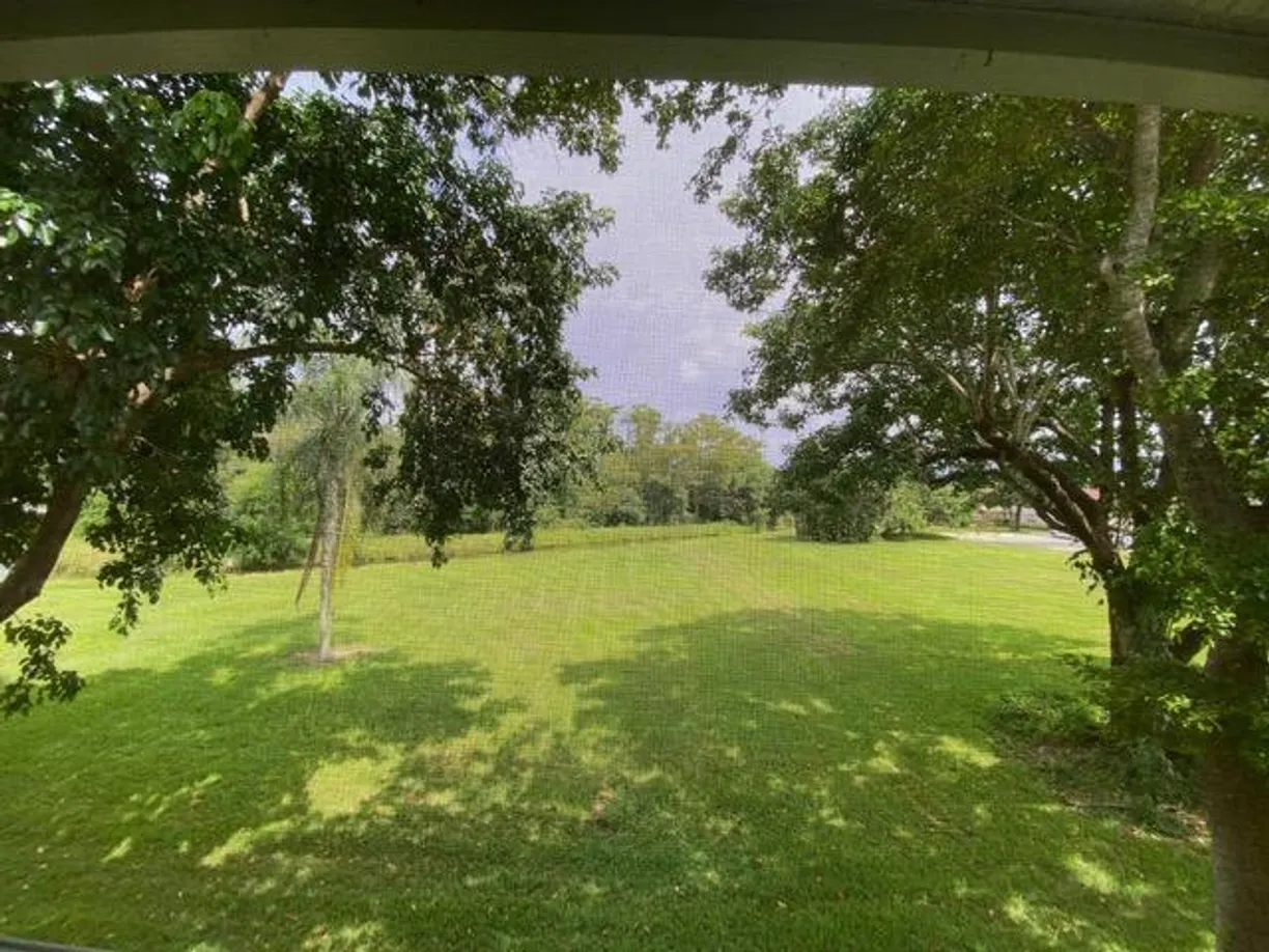 South Florida Real Estate | View 668 Saxony | 2 Beds, 2 Baths