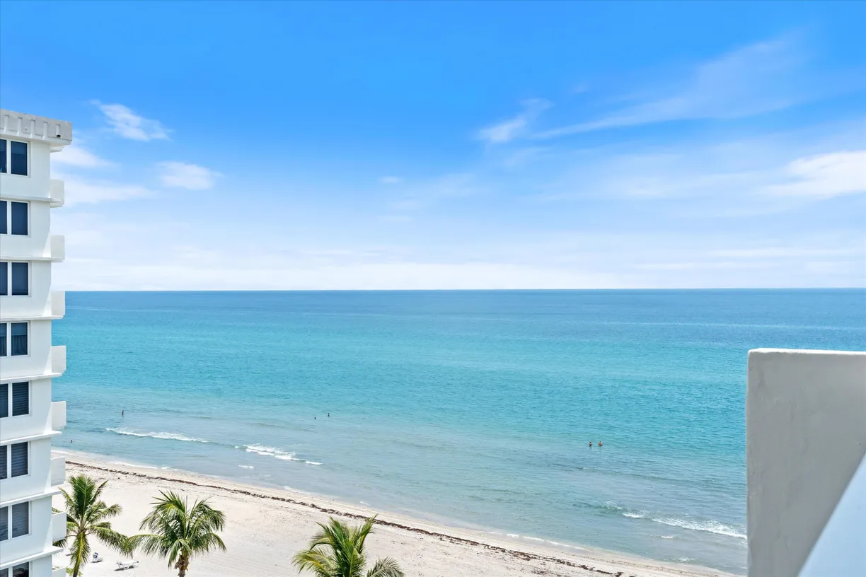South Florida Real Estate | View 3301 S Ocean Boulevard, 808 | 2 Beds, 2 Baths