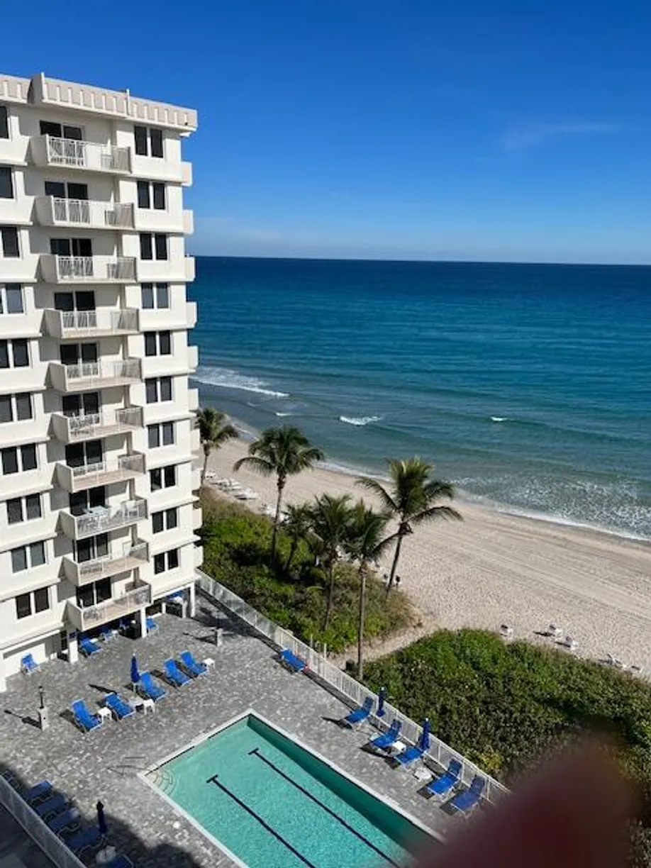 South Florida Real Estate | View 3301 S Ocean Boulevard, 808 | 2 Beds, 2 Baths