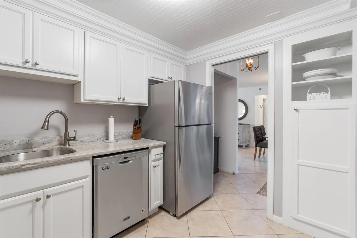 South Florida Real Estate | View 3301 S Ocean Boulevard, 808 | Listing