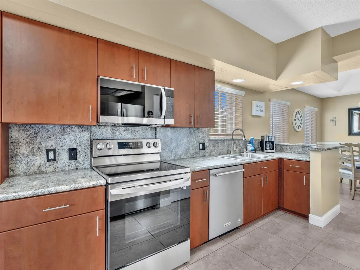 South Florida Real Estate | View 23156 Fountain Vw D View, D | Listing