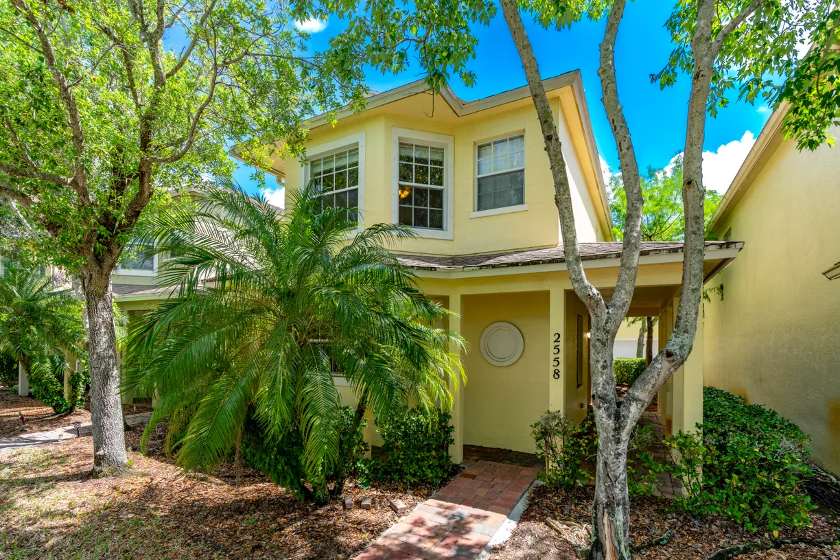 South Florida Real Estate | View 2558 SE Pineland Drive | 3 Beds, 2 Baths