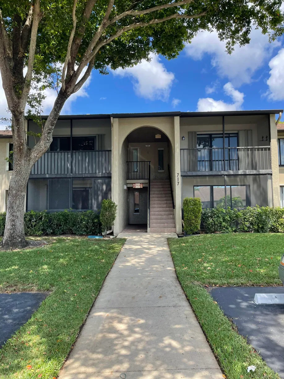 South Florida Real Estate | View 717 Sunny Pine Way, D2 | 2 Beds, 2 Baths