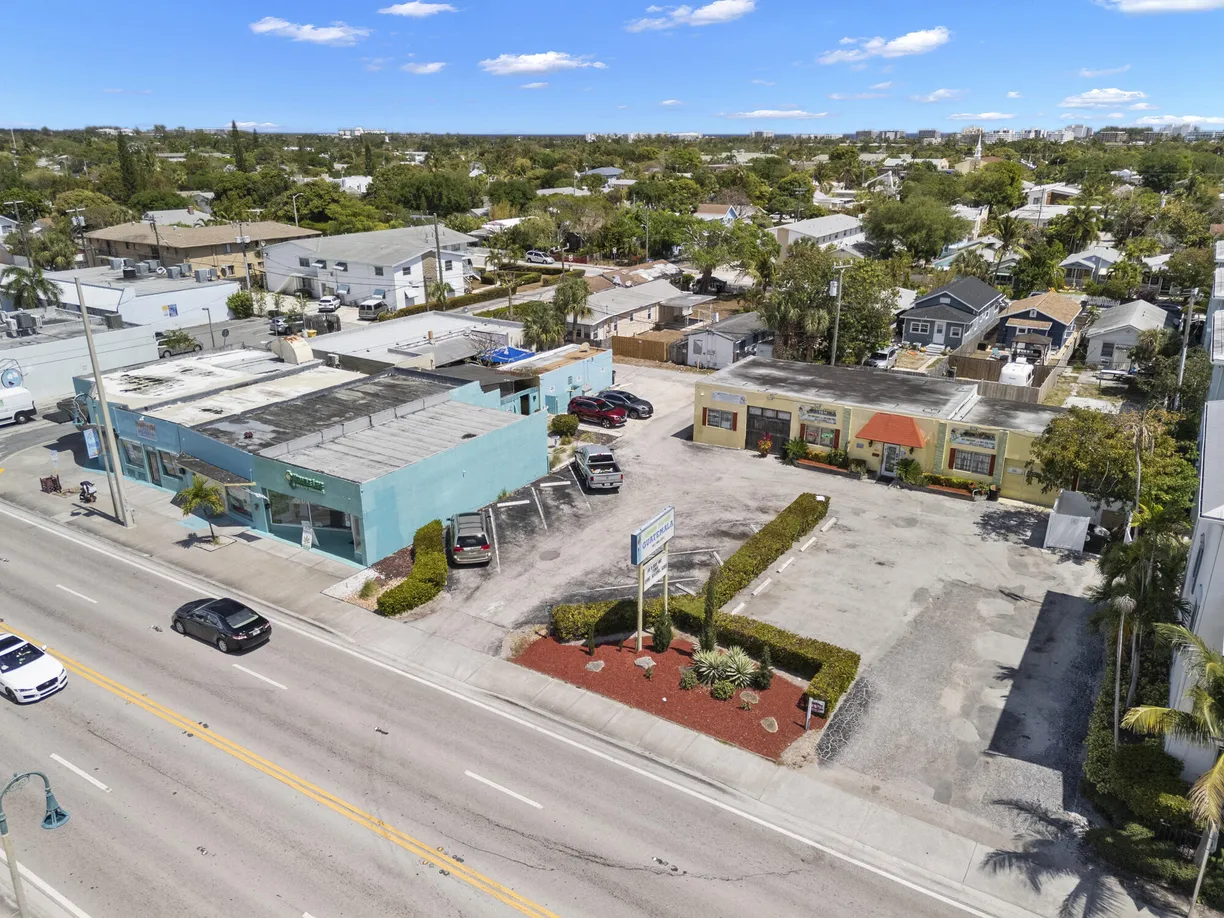 South Florida Real Estate | View 326 N Dixie Highway | Listing