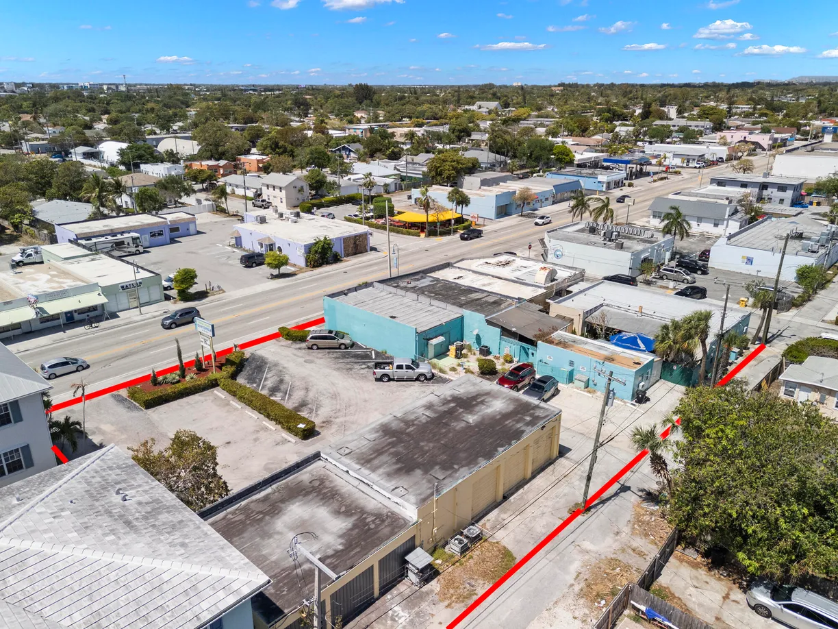 South Florida Real Estate | View 326 N Dixie Highway | Listing