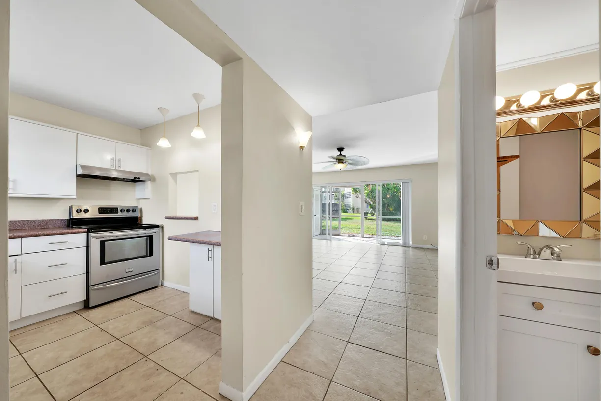 South Florida Real Estate | View 719 Lori Drive Drive, 102 | 1 Bed, 1 Bath