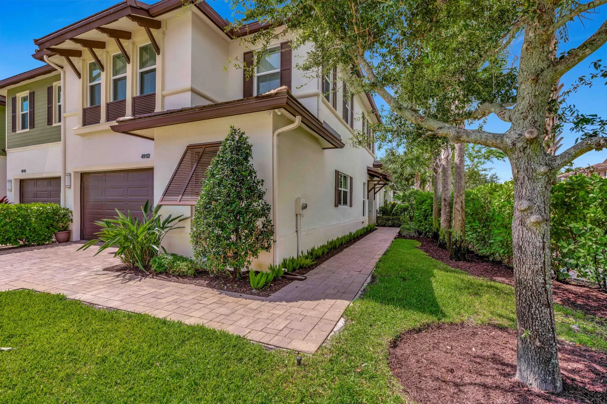 South Florida Real Estate | View 4952 Pointe Midtown Way | Listing