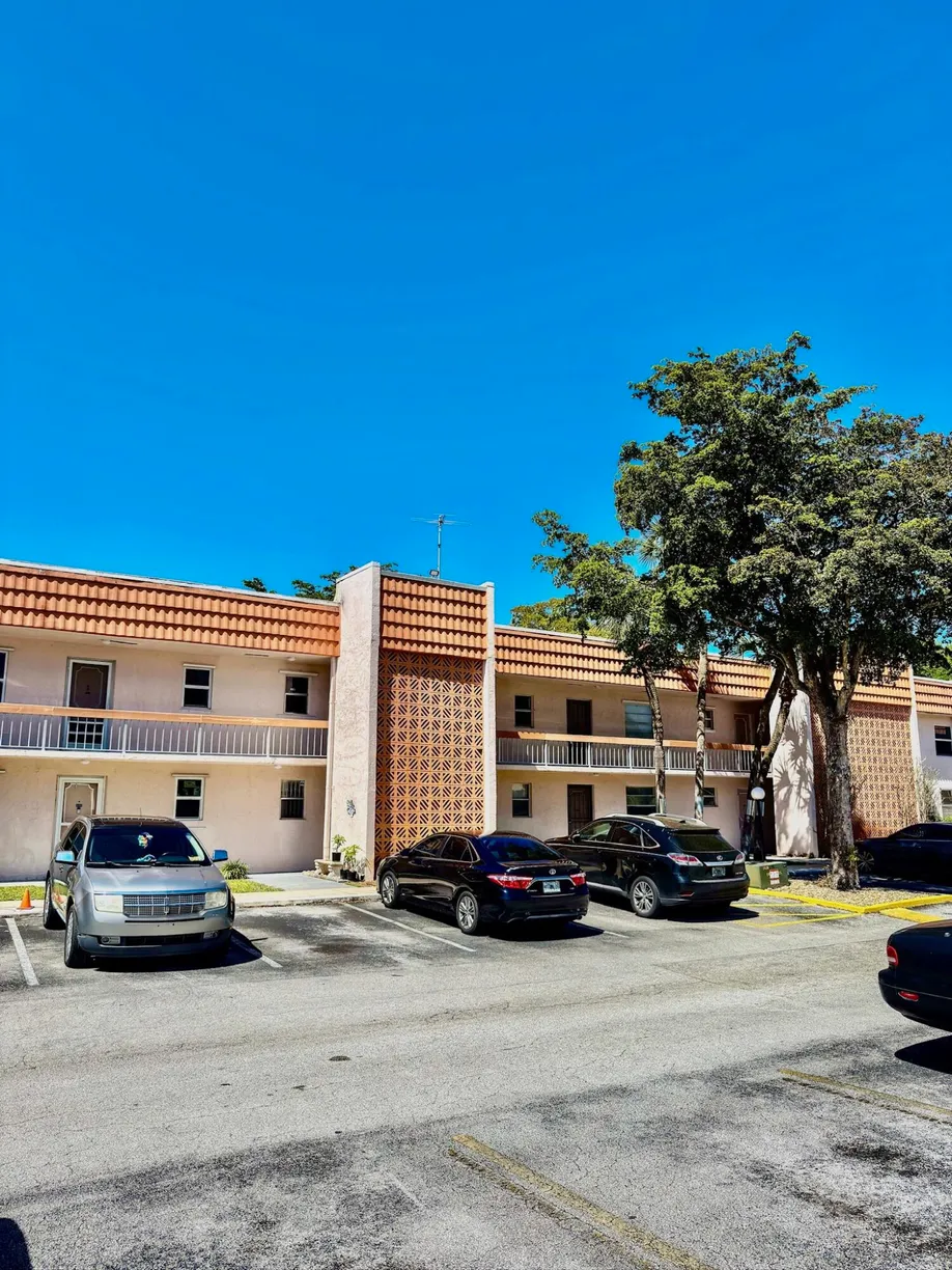 South Florida Real Estate | View 7610 Stirling Road, 204c | 1 Bed, 1 Bath