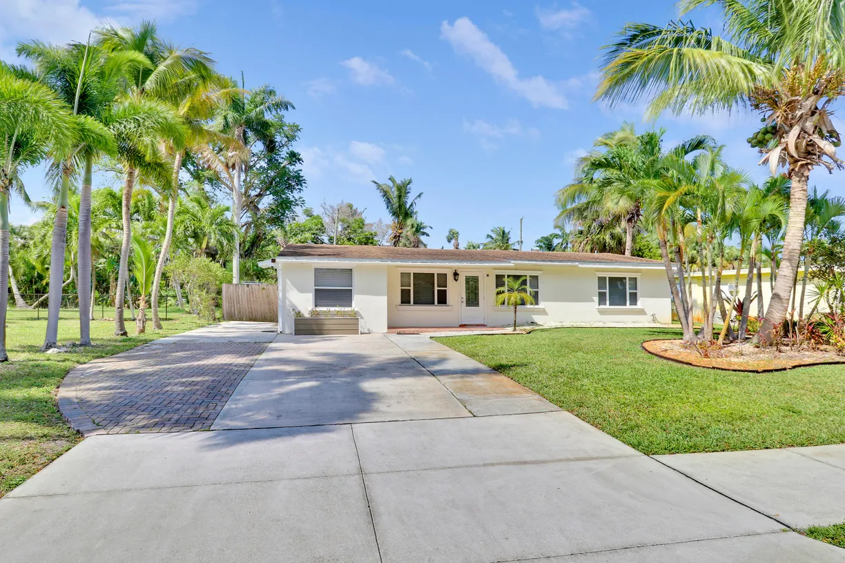 South Florida Real Estate | View 2601 Conroy Drive | Listing