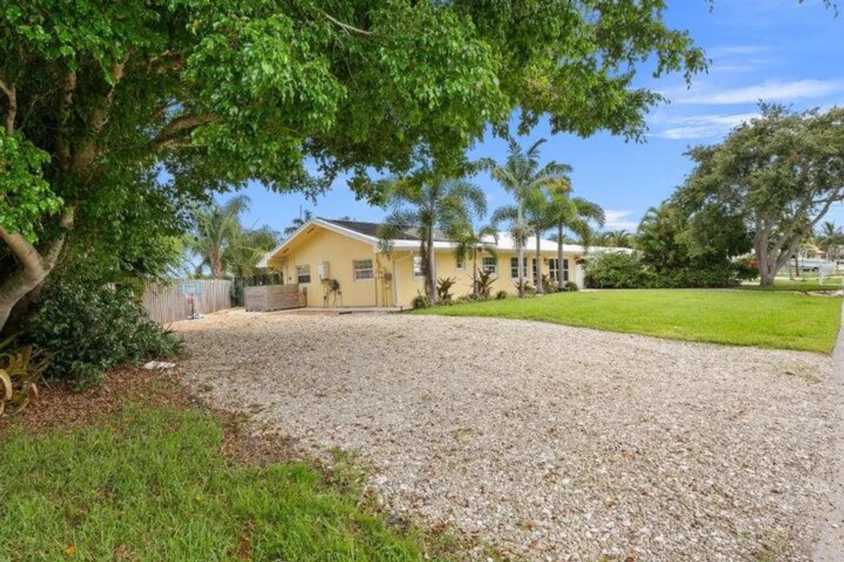 South Florida Real Estate | View 1749 SW Coxswain Place | Listing