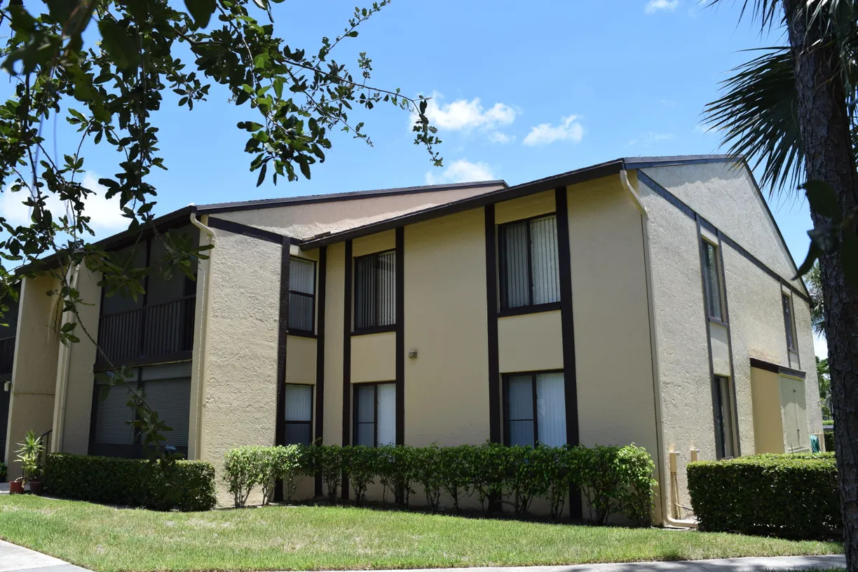 South Florida Real Estate | View 802 Sky Pine Way, E2 | Listing