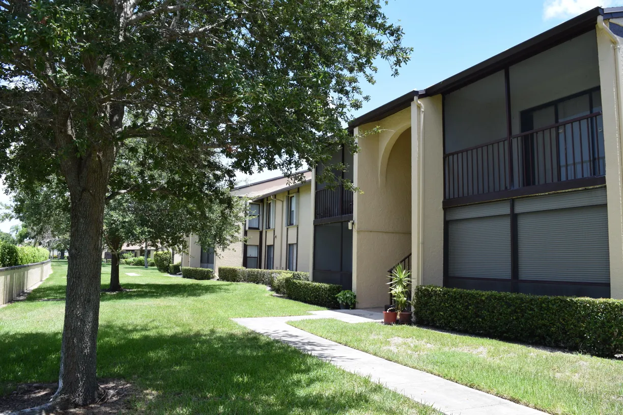 South Florida Real Estate | View 802 Sky Pine Way, E2 | Listing