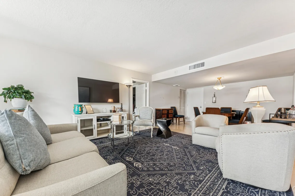 South Florida Real Estate | View 2000 Presidential Way, 205 | Listing
