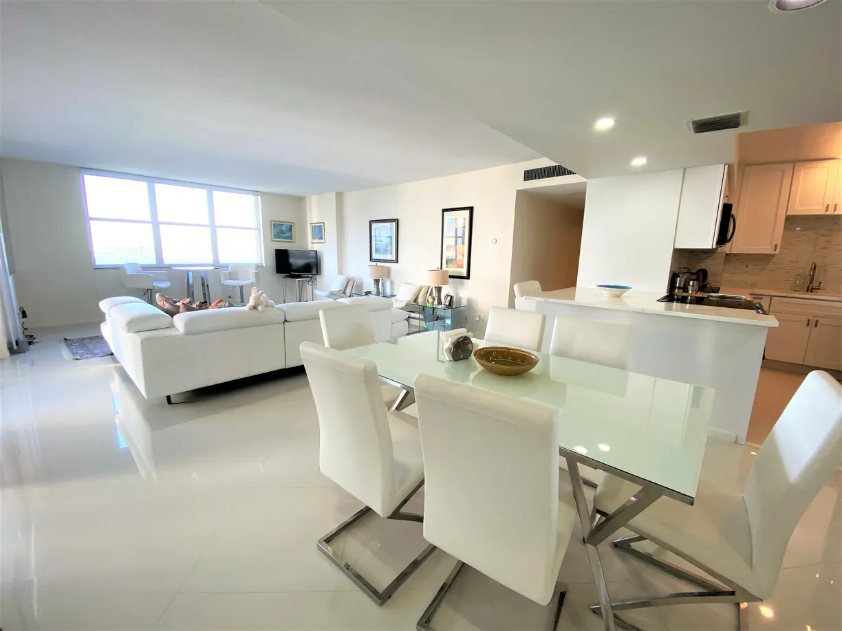 South Florida Real Estate | View 2600 N Flagler Drive, 603 | 3 Beds, 2 Baths