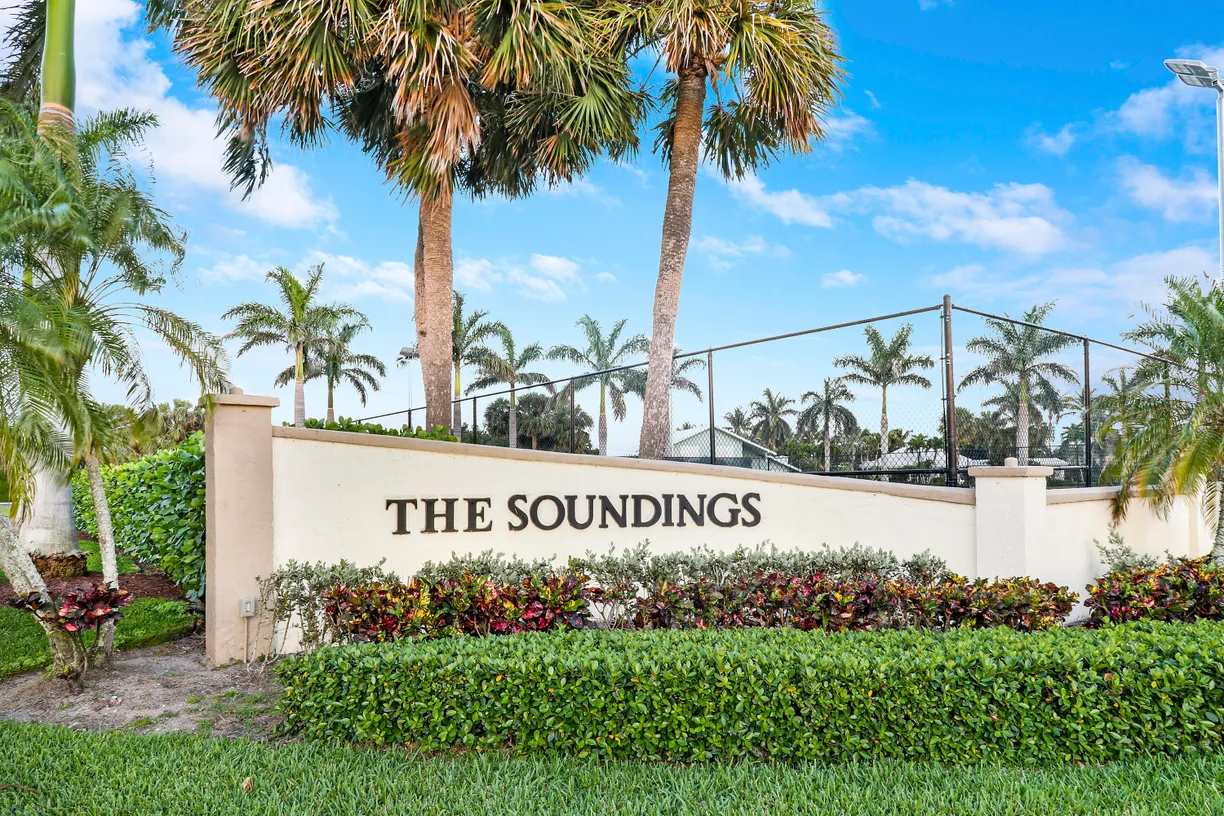South Florida Real Estate | View 9139 SE Hawksbill Way | 3 Beds, 3 Baths