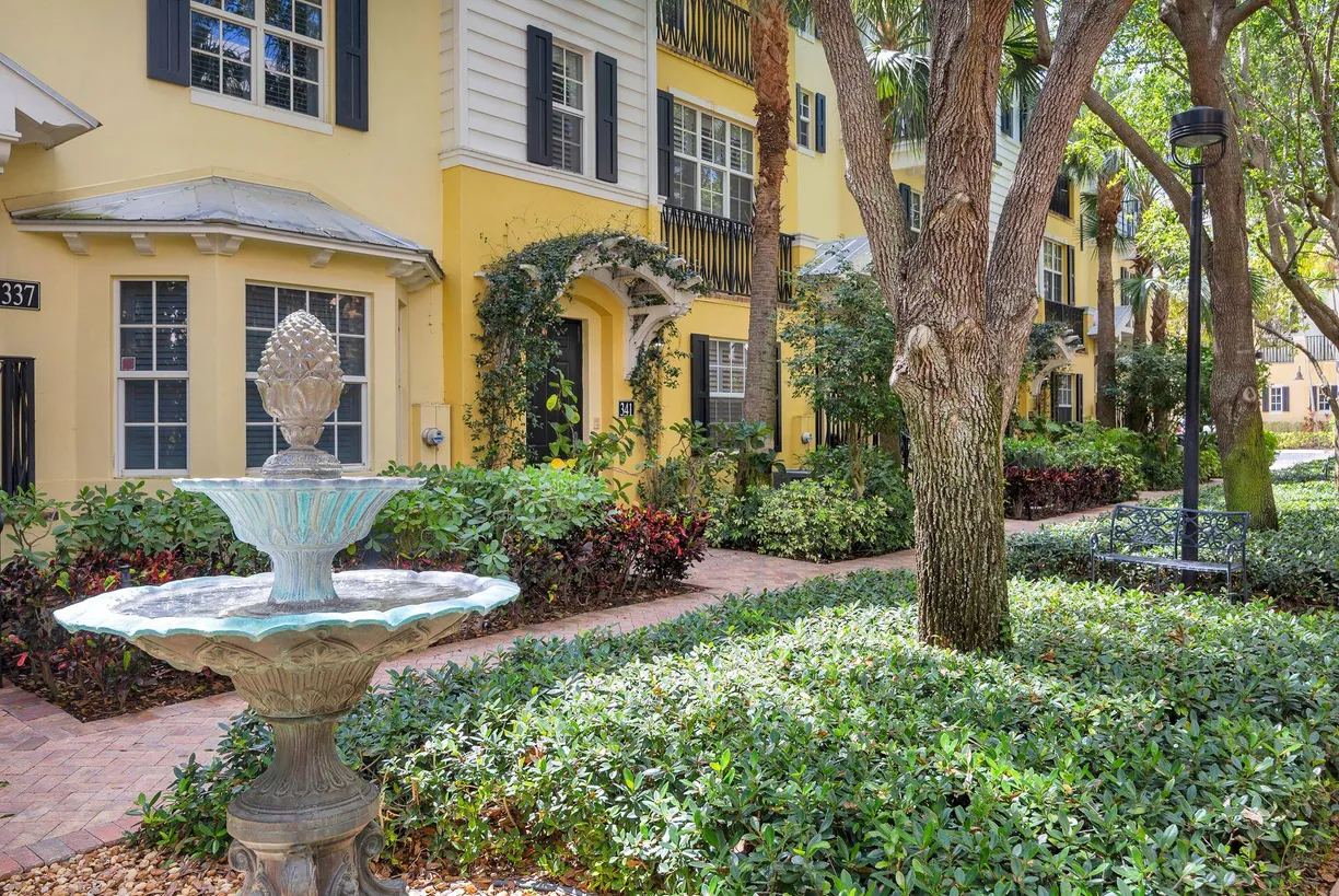 South Florida Real Estate | View 341 S Bromeliad | 3 Beds, 3 Baths