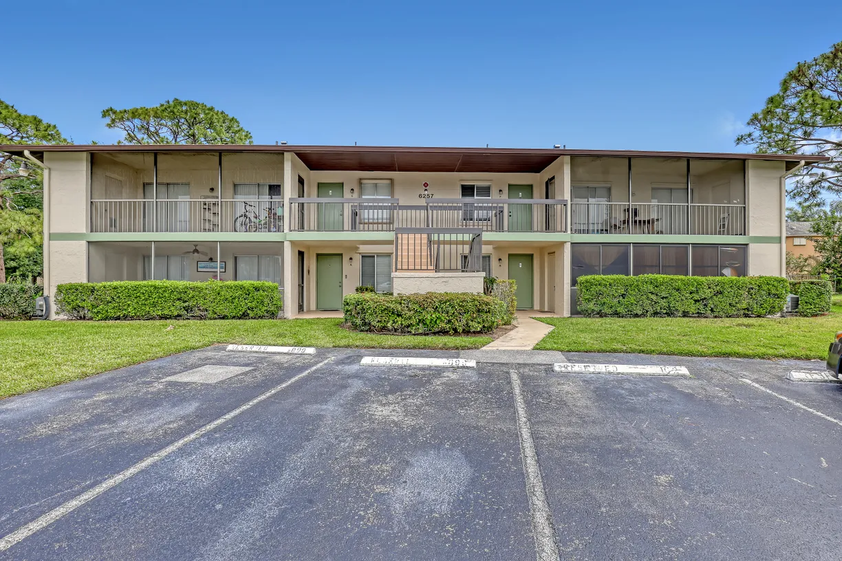 South Florida Real Estate | View 6257 Chasewood Drive, B | Listing