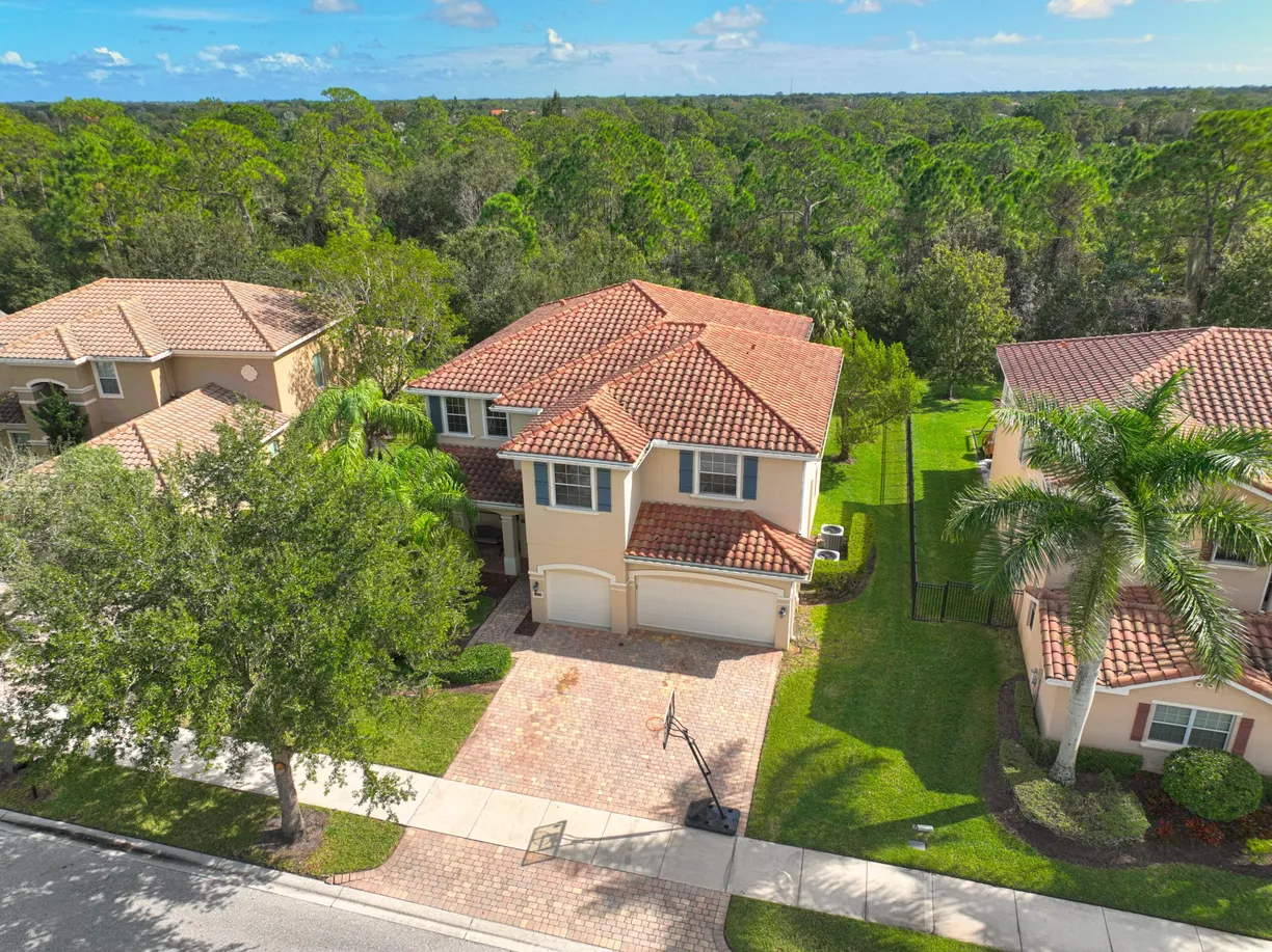 South Florida Real Estate | View 5413 SW Honeysuckle Court | Listing