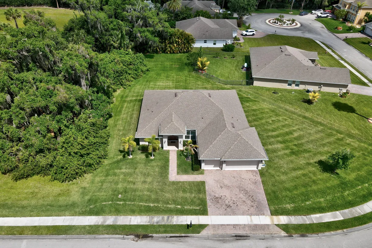 South Florida Real Estate | View 1345 Willow Oak Court | Listing