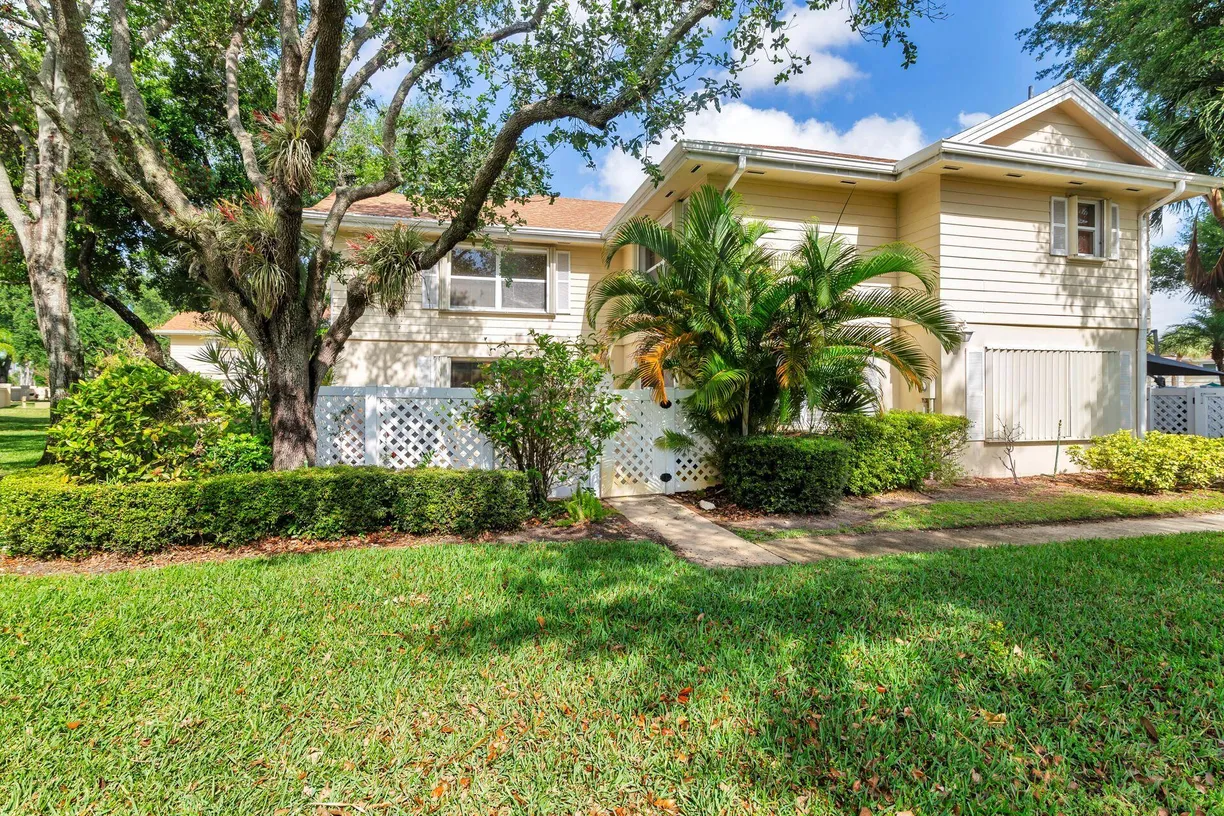 South Florida Real Estate | View 8142 Bridgewater Court, 42c | Listing