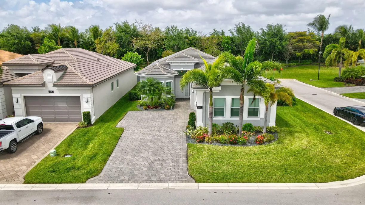 South Florida Real Estate | View 8203 Arabian Range Road | 3 Beds, 2 Baths