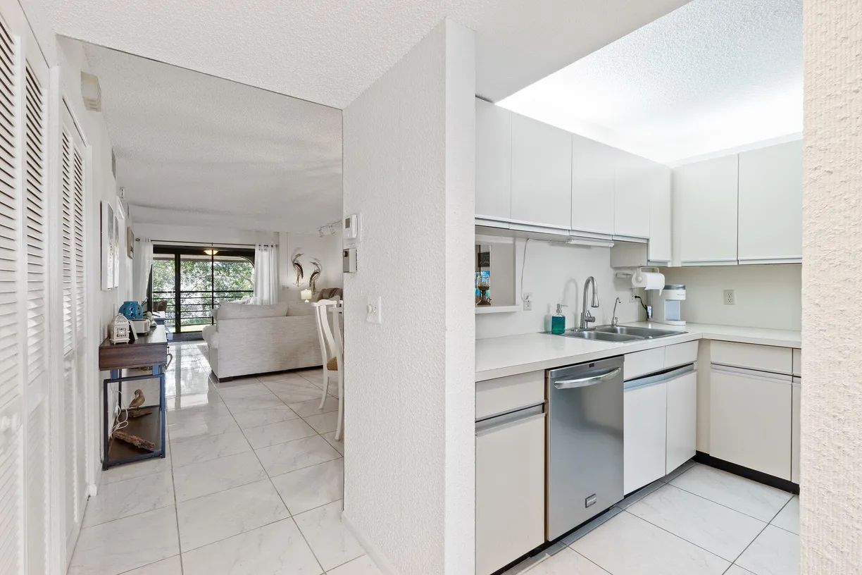 South Florida Real Estate | View 5380 Cedar Lake Drive, 304 | Listing