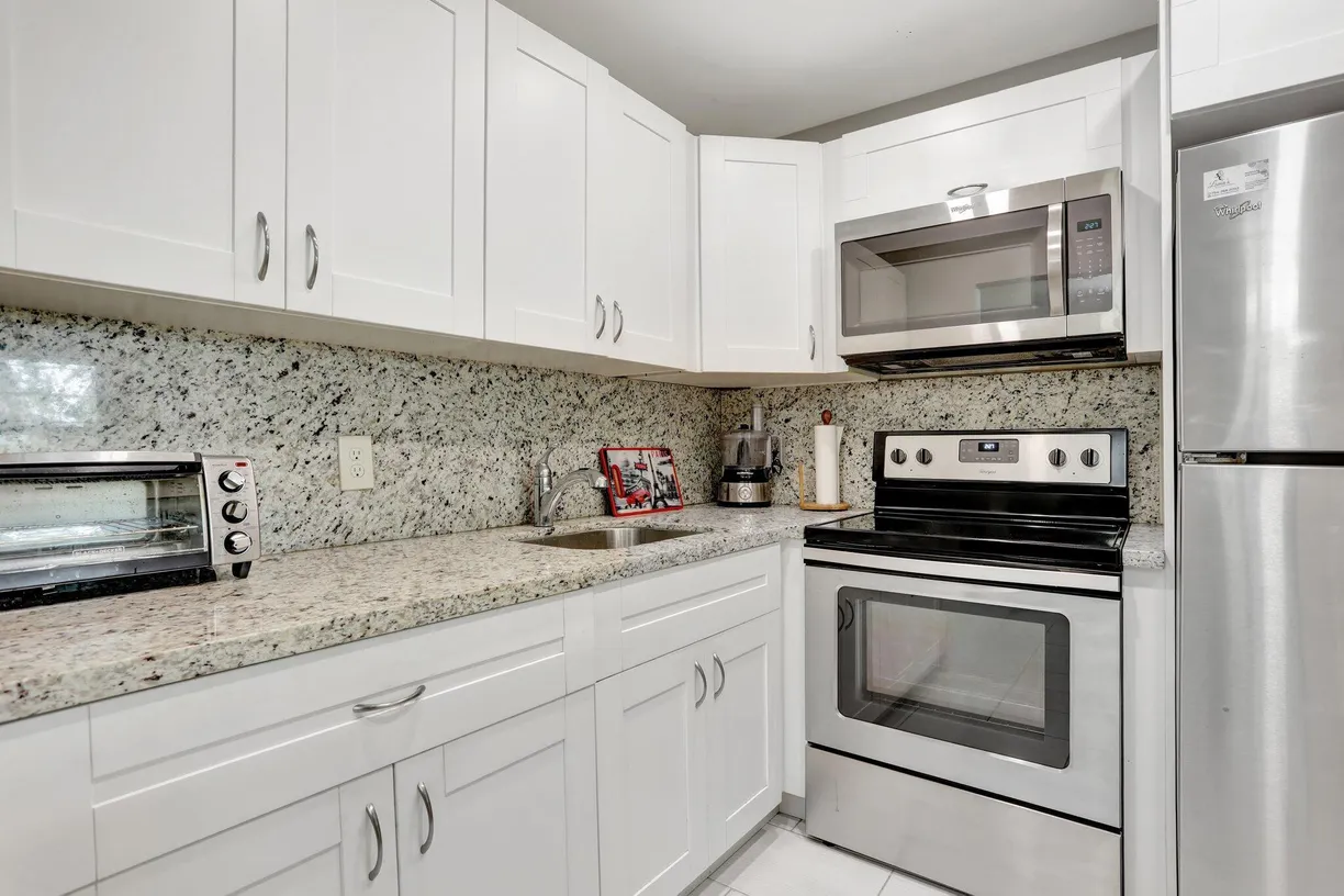 South Florida Real Estate | View 3028 Berkshire B | Listing