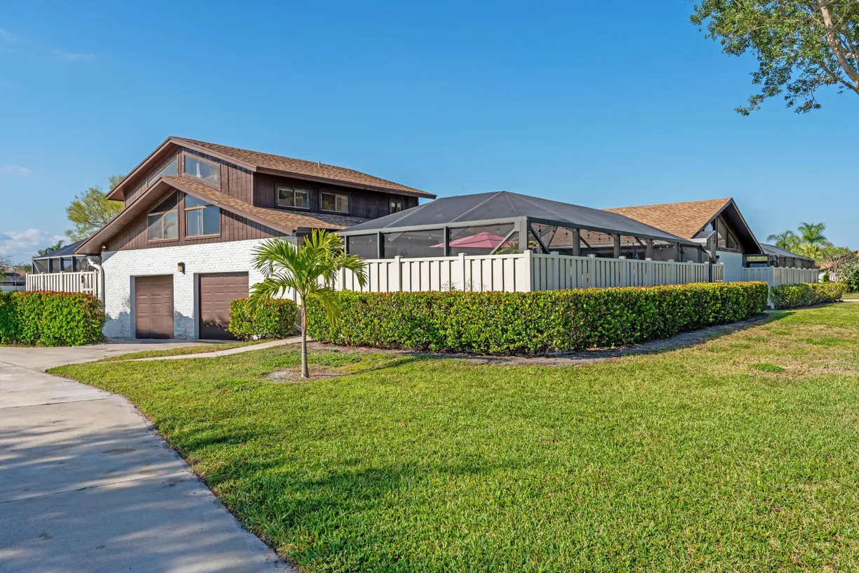 South Florida Real Estate | View 9662 Boca Gardens Circle, B | 3 Beds, 3 Baths