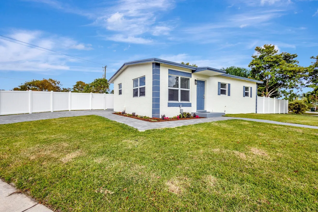 South Florida Real Estate | View 1335 Lee Street | Listing