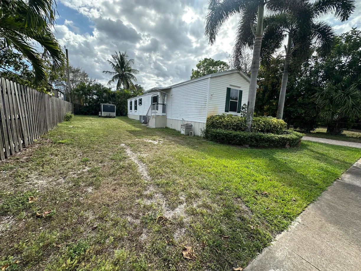South Florida Real Estate | View 5920 Cartier Road | Listing